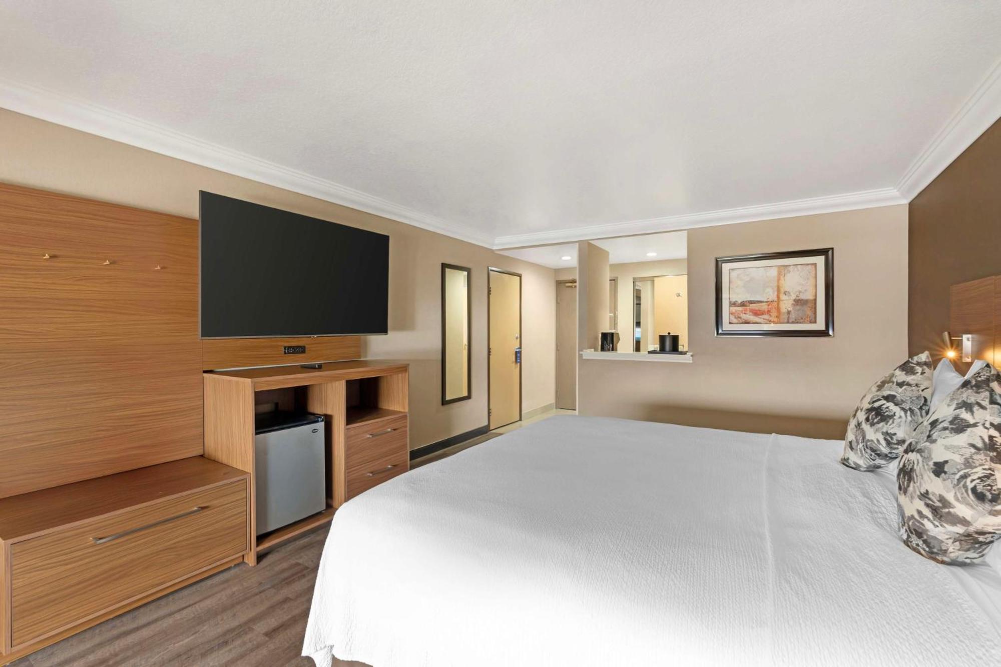 Best Western Plus Newport Mesa Inn Costa Mesa Buitenkant foto