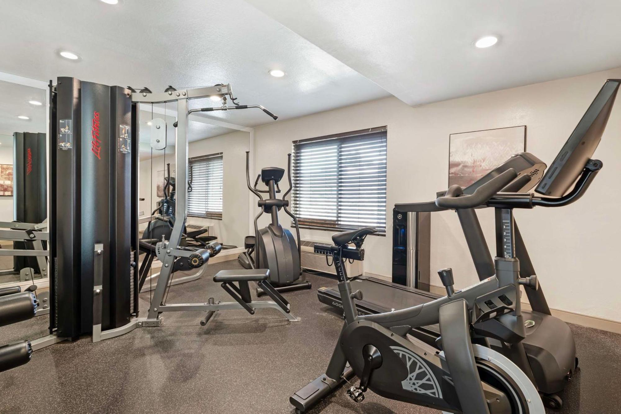 Best Western Plus Newport Mesa Inn Costa Mesa Buitenkant foto